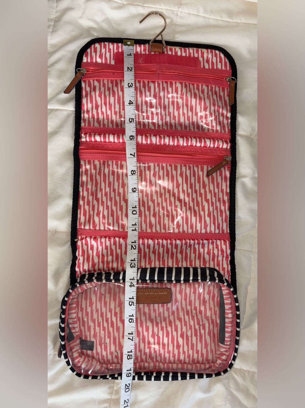 Hanging Cosmetic Organizer in striped pattern
